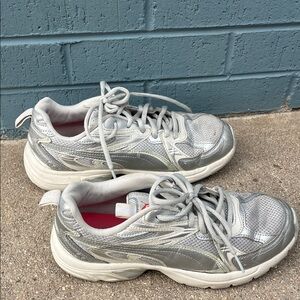 Puma Women's Gray Sneakers